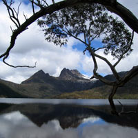 Dove Lake with the reflection of Cradle Mountain