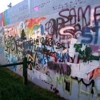 graffitti art on the wall