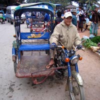 Auto transport in Laos