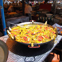 Traditional spanish dish- paella